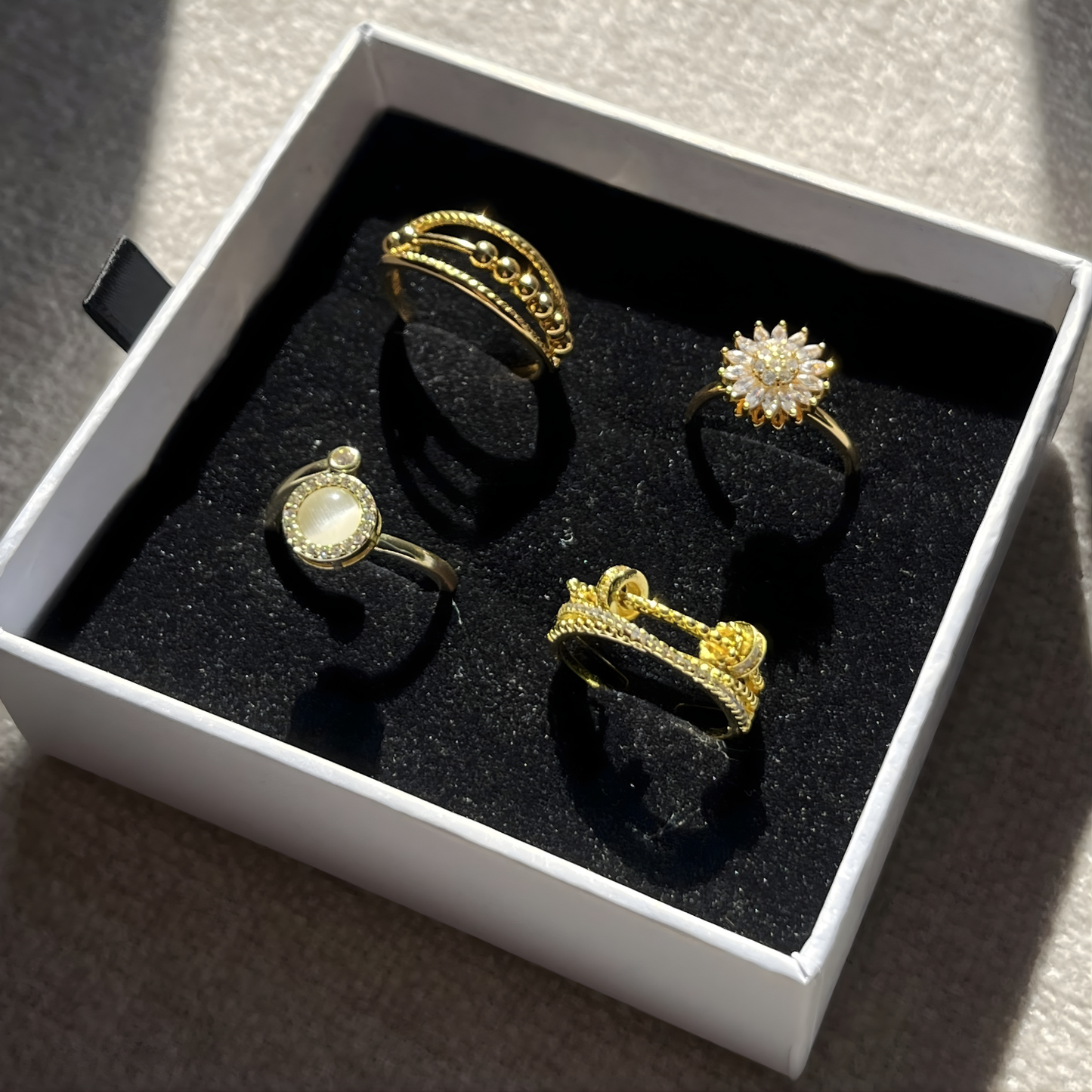 Eterna Anxiety Spinner Ring Set